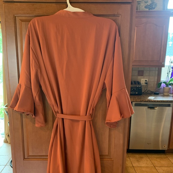 Women’s Robe - Picture 6 of 10